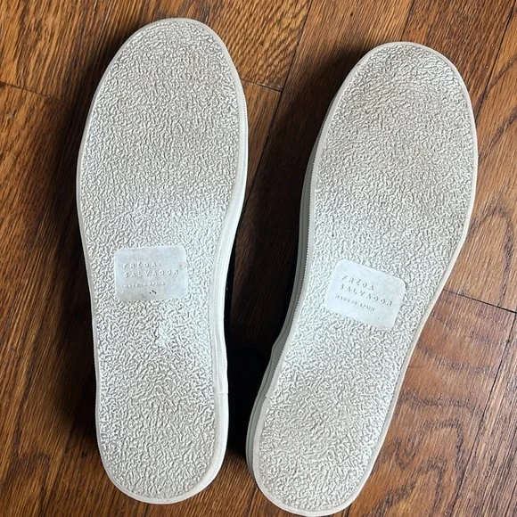 Esa D’orsay sneaker. Only used once. Cute and comfortable. - Picture 2 of 4